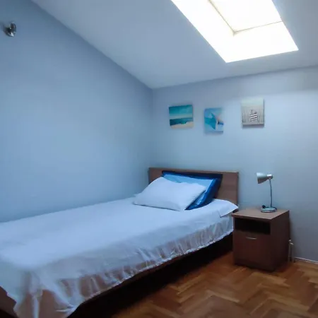 Enesen Apartman *
